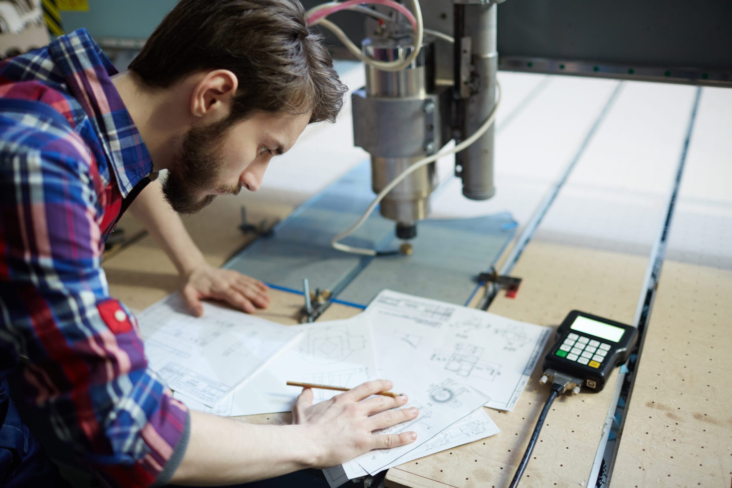 Aluminum Fabrication: AI, Automation, and Smart Manufacturing
